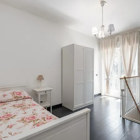 Apartment Spacious Coastal In