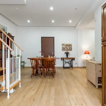 Appartamento Guesthost - Spacious Coastal Flat In Aci Castello