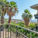 Guesthost - Spacious Coastal Flat In * Aci Castello